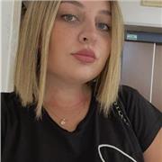 Studentessa ripartisce lezioni private,di inglese e francese